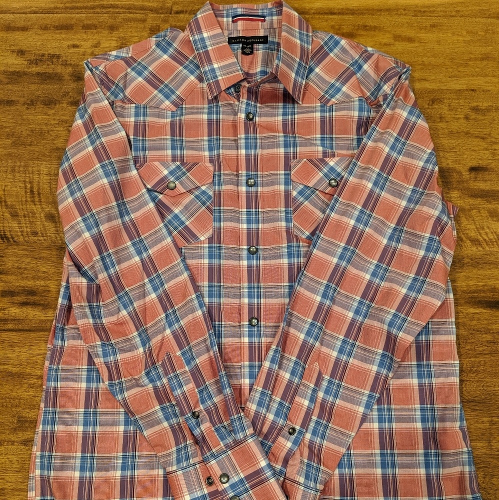 Banana Republic Plaid Long Sleeve Button-up Shirt